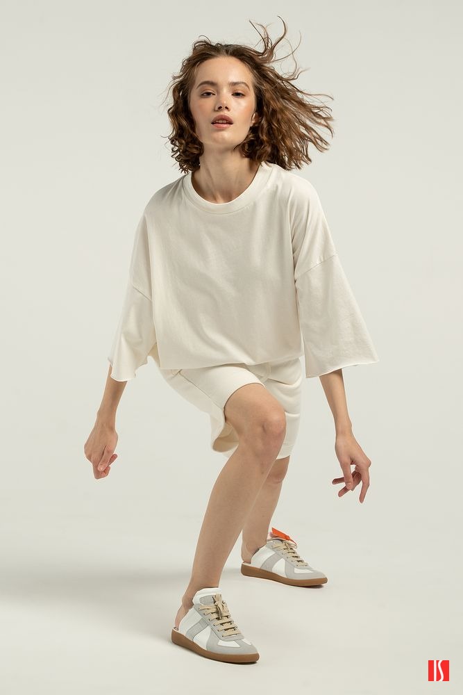 Футболка унисекс оверсайз T1, молочно-белая