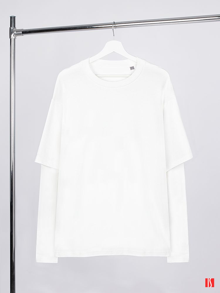 Купить Футболка оверсайз с двойным рукавом Kosmos, молочно-белая Футболка оверсайз с двойным рукавом Kosmos, молочно-белая